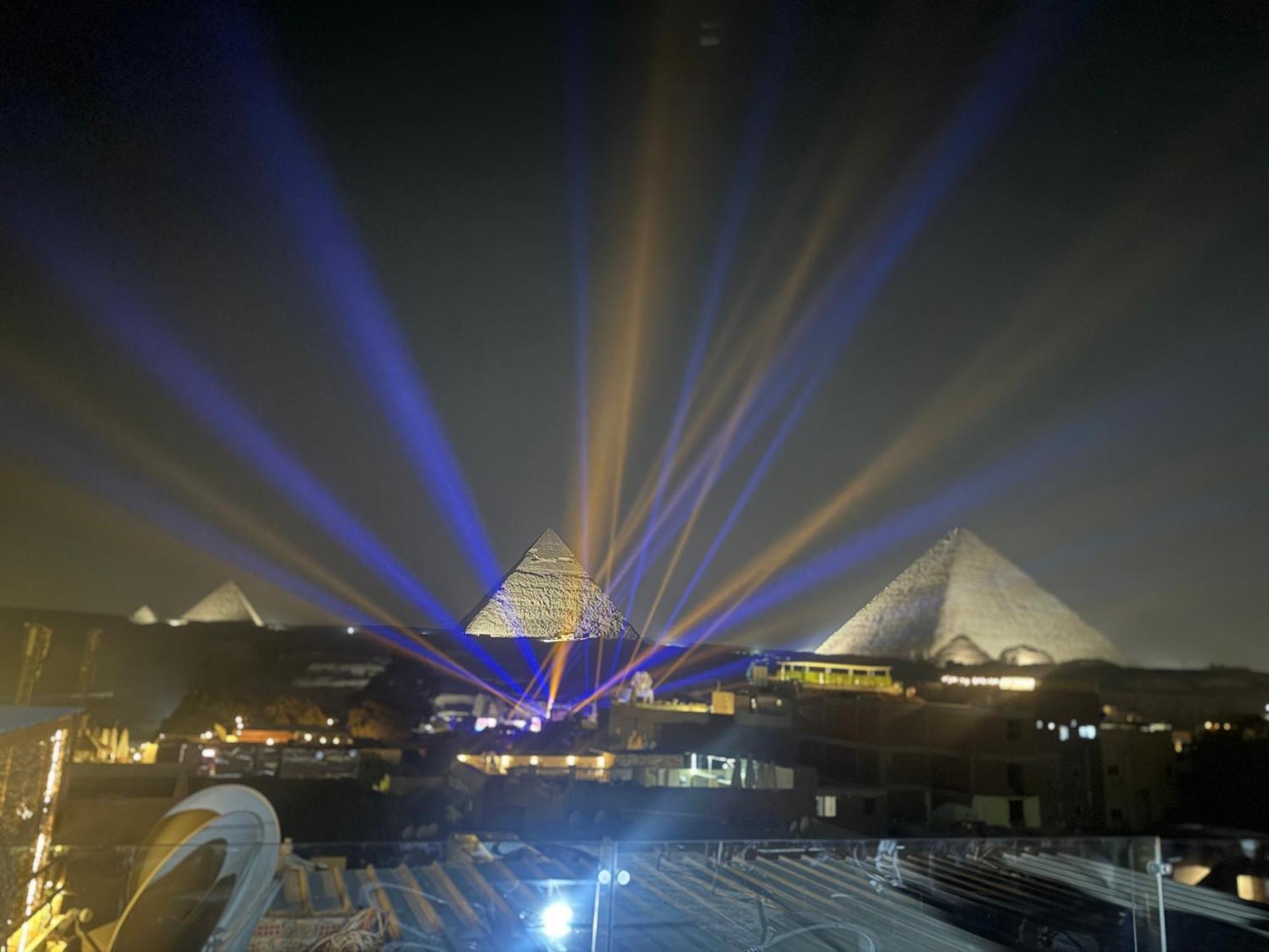 Pyramids And Sphinx Hotel Kafret el-Gabal Buitenkant foto